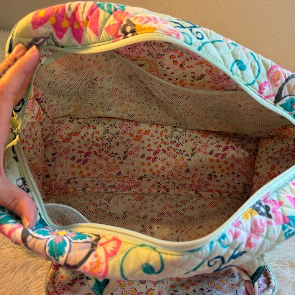 Vera Bradley Multicolor Floral Quilted Travel Bag - Picture 2 of 10